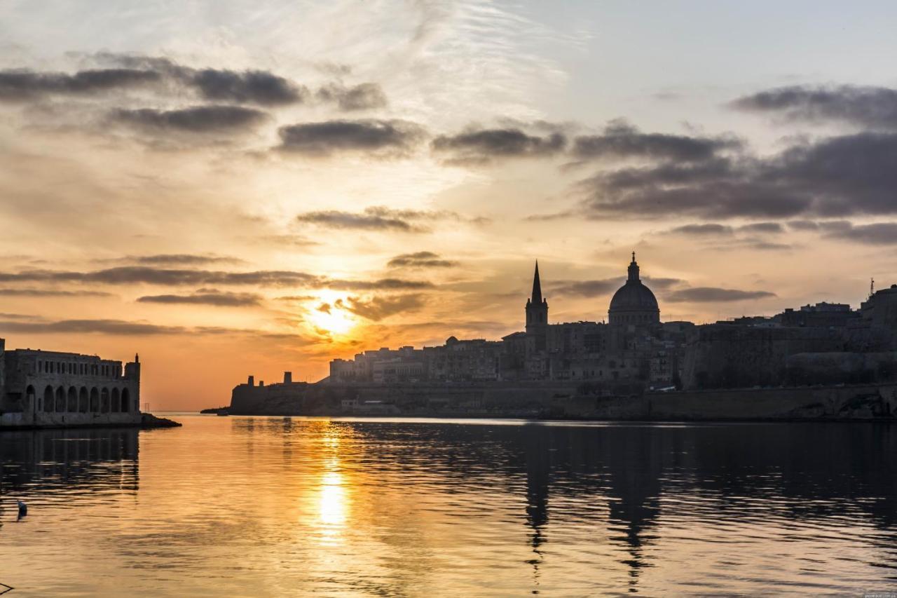 Deluxe Apartment With Valletta And Harbour Views Сліма Екстер'єр фото