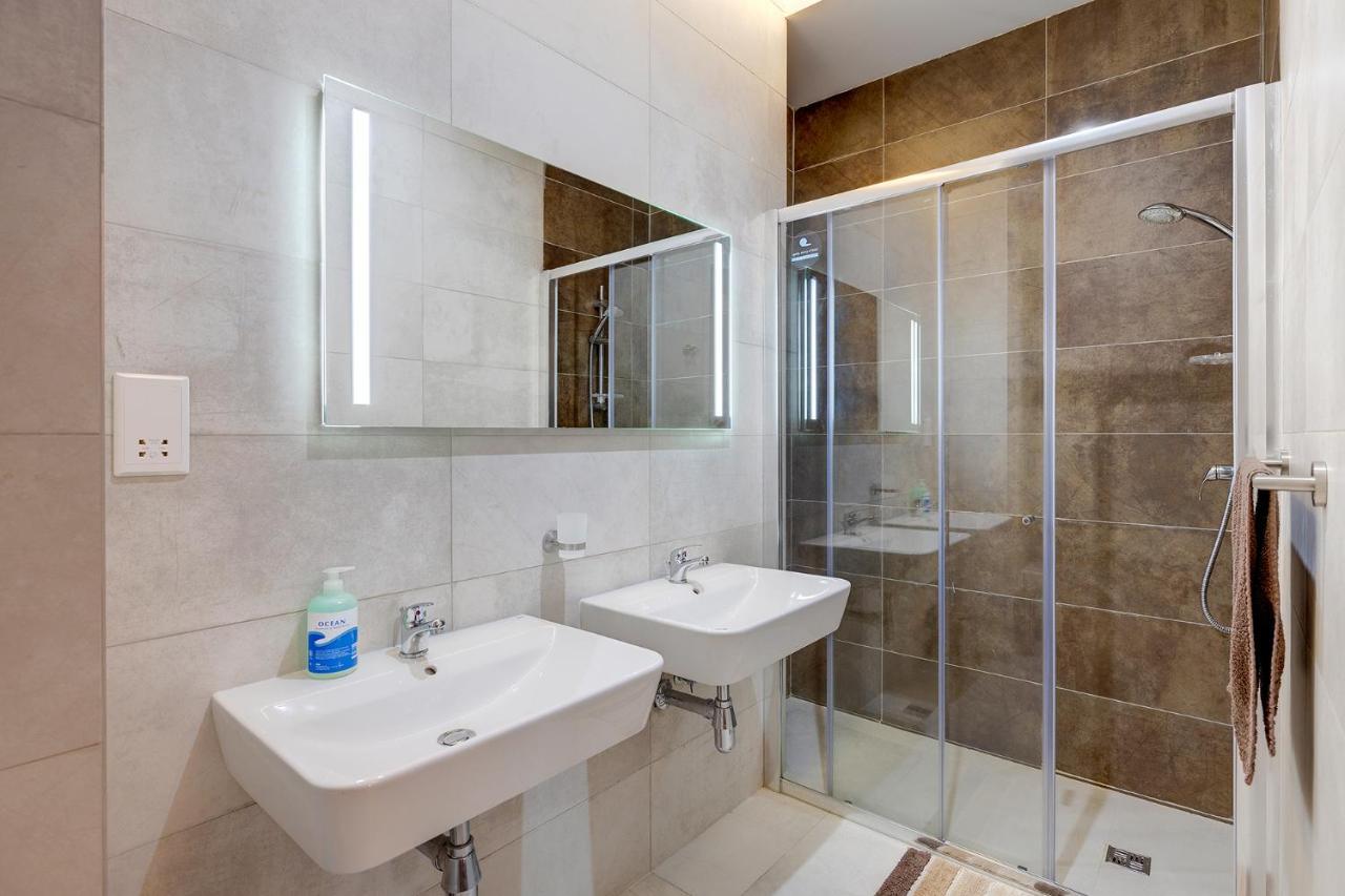 Deluxe Apartment With Valletta And Harbour Views Сліма Екстер'єр фото